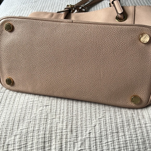 Michael Kors Purse - Picture 4 of 4